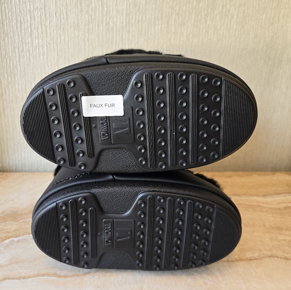Moon Boot Faux Fur Icon Boots Moon Boots Fur Icon Boots Black - Picture 15 of 16